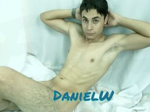 DanielW