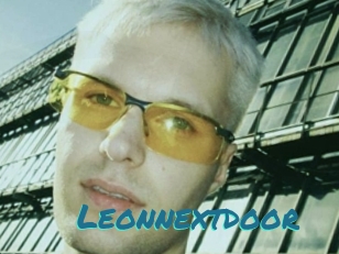 Leonnextdoor