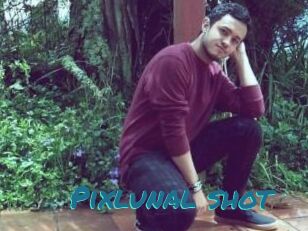 Pixlunal_shot