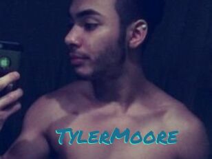 Tyler_Moore
